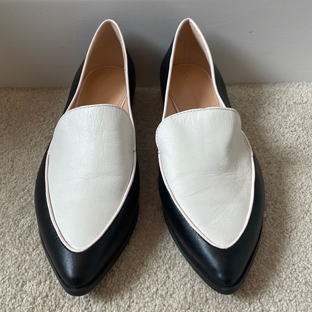 Banana Republic Marlee Loafers Size 8
